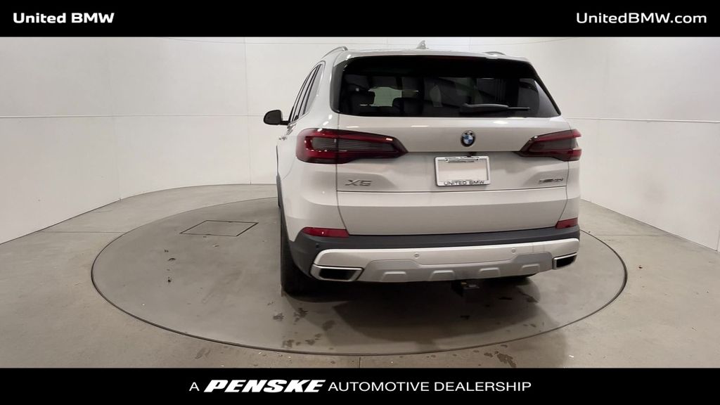 2021 BMW X5 sDrive40i 7