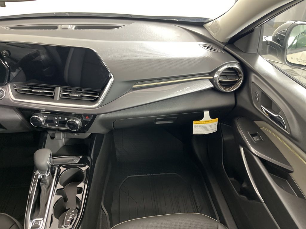 Thumbnail: 2026 Chevrolet Trax - 13