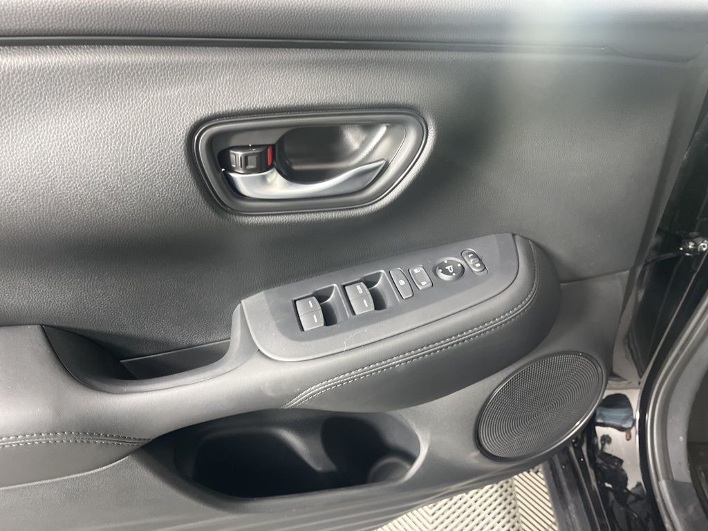 Thumbnail: 2026 Honda HR-V - 22