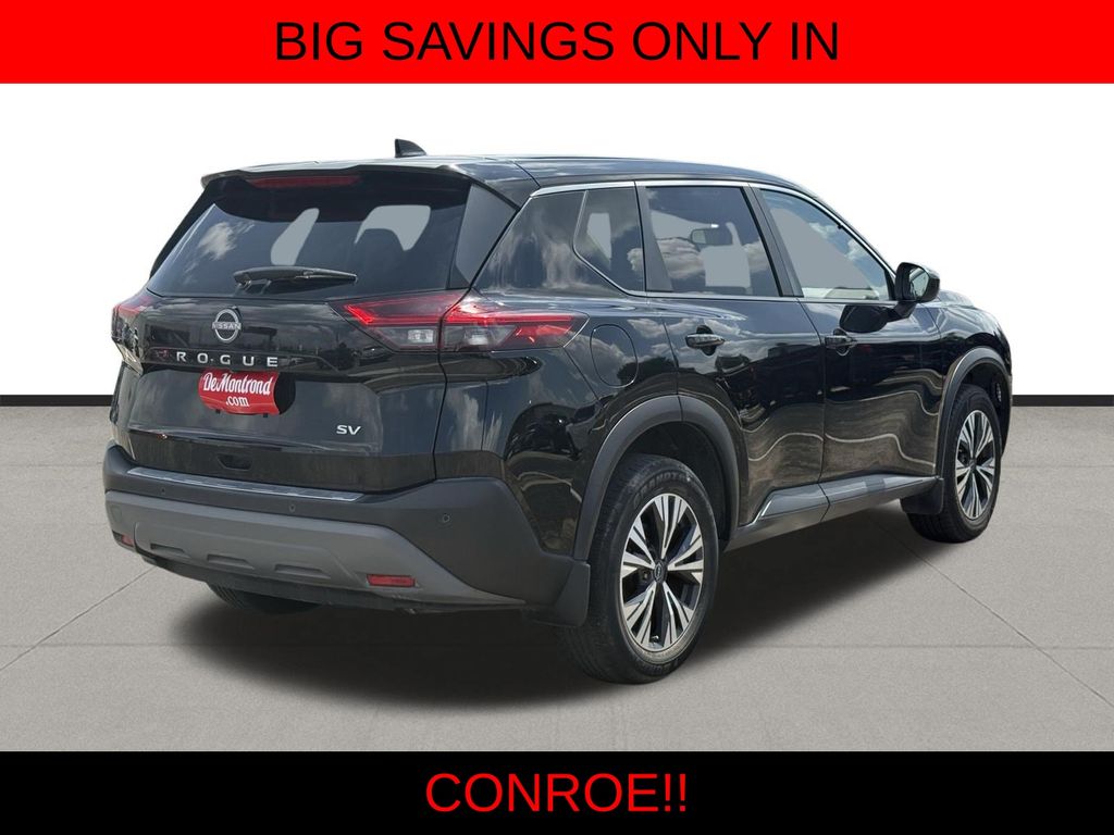 2023 Nissan Rogue SV - 4