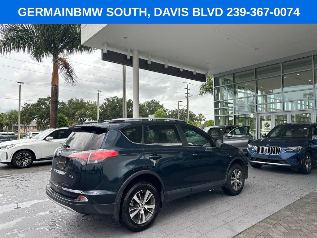 Used 2018 Blue Toyota XLE image 16