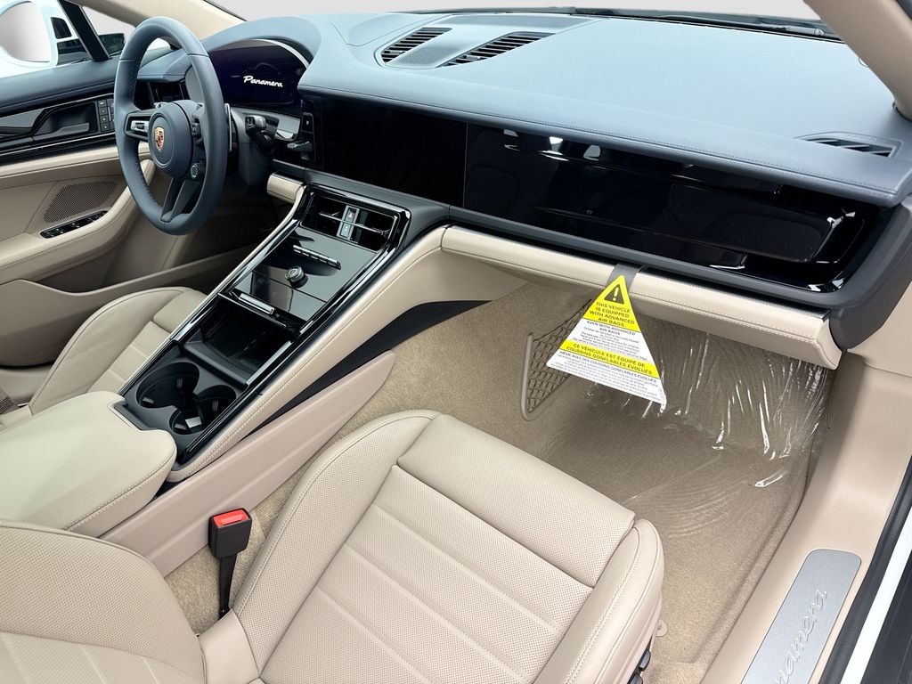 Thumbnail: 2026 Porsche Panamera - 20