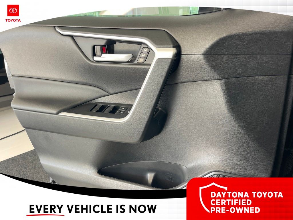 2024 Toyota RAV4 XLE Premium - Photo 25