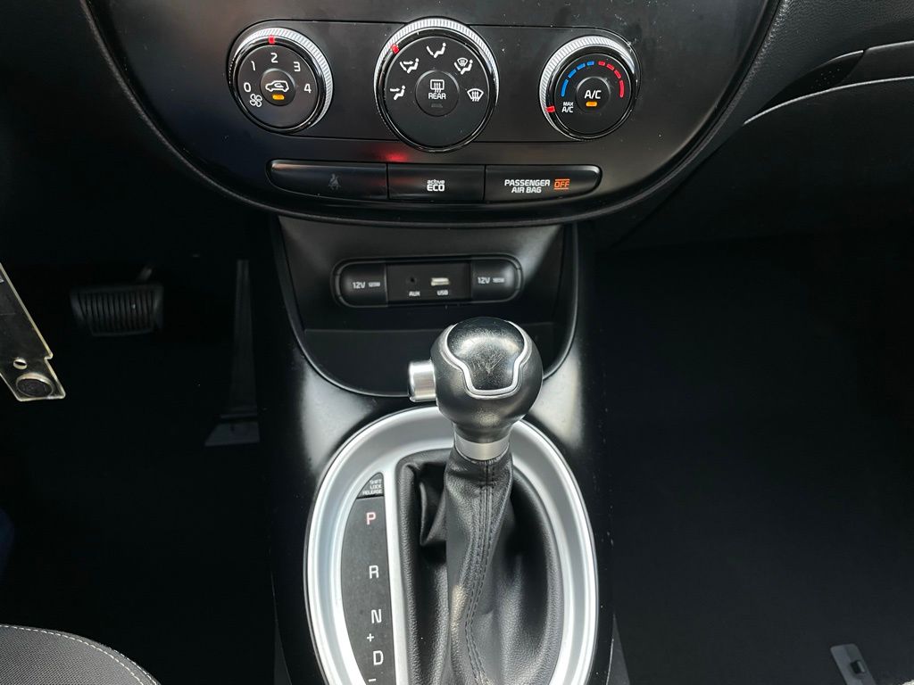 Thumbnail: 2016 Kia Soul - 18