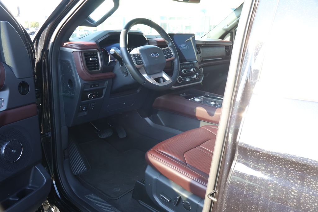 Thumbnail: 2024 Ford Expedition - 12