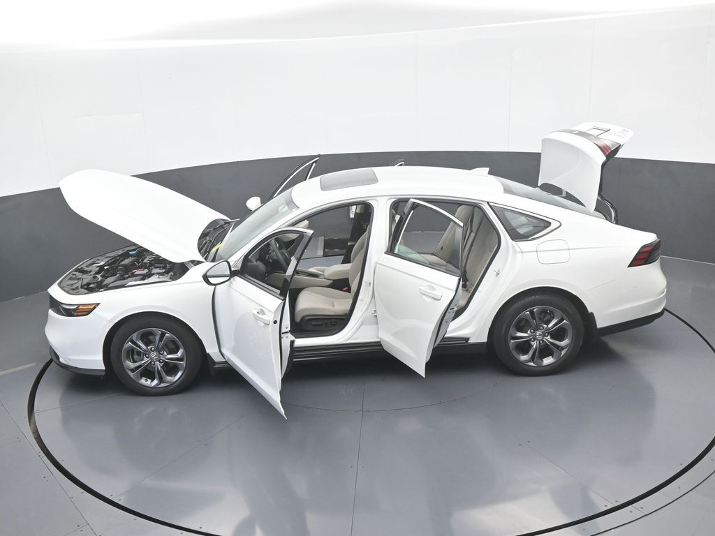 Used 2023 White Honda EX image 66