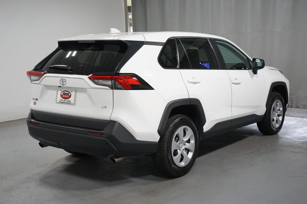Thumbnail: 2024 Toyota RAV4 - 8