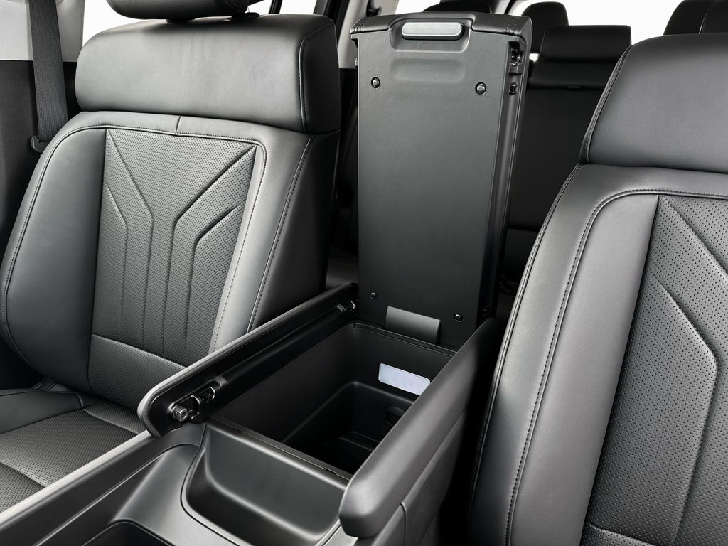 New 2026 Gray Hyundai SEL image 18