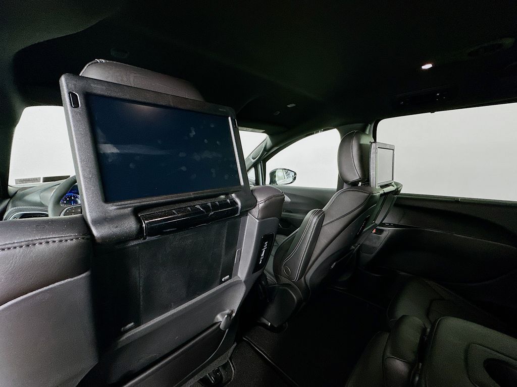 ChryslerPacifica37