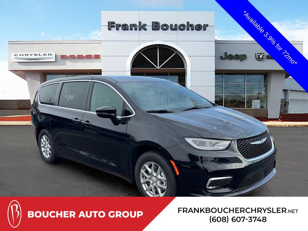 2026 Chrysler Pacifica Select's photo