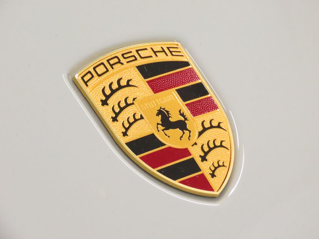 Thumbnail: 2025 Porsche Macan - 13