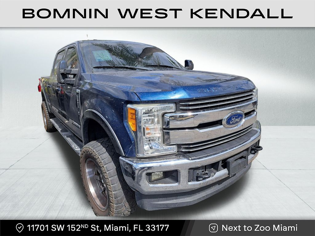 2018 Ford F-250SD Lariat photo