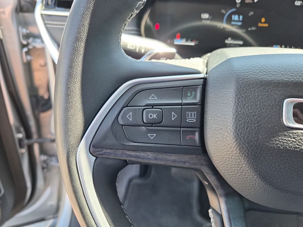 Used Car 2023 Jeep Grand Cherokee L  Limited For Sale Under $30,000 In Austin, Texas