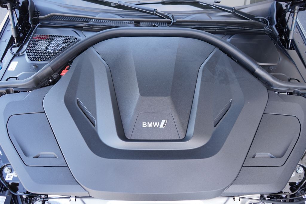 Thumbnail: 2026 BMW i4 - 20