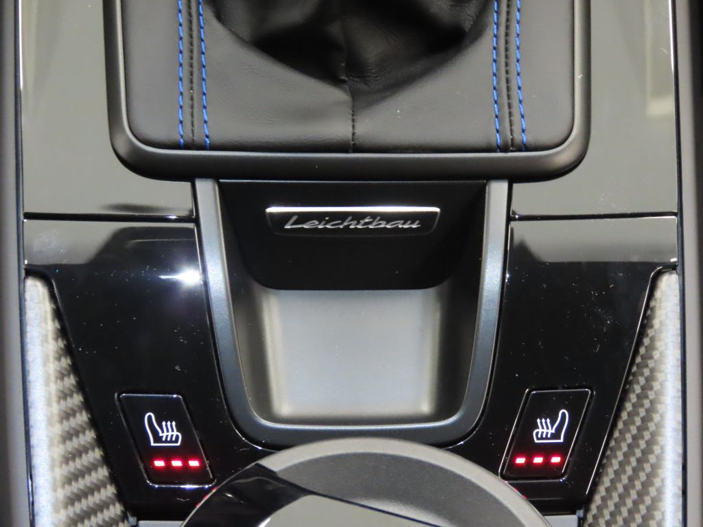 Thumbnail: 2026 Porsche 911 - 29