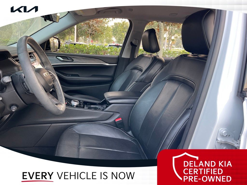 Used 2023 Jeep Grand Cherokee L SUV