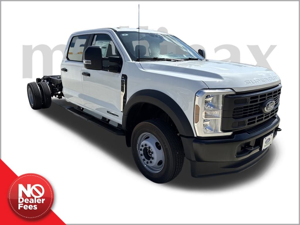 2025 Ford F-450 Super Duty Chassis Cab XL's photo