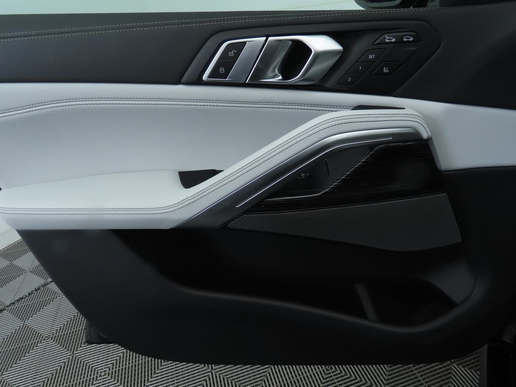 Thumbnail: 2026 BMW X6 - 25