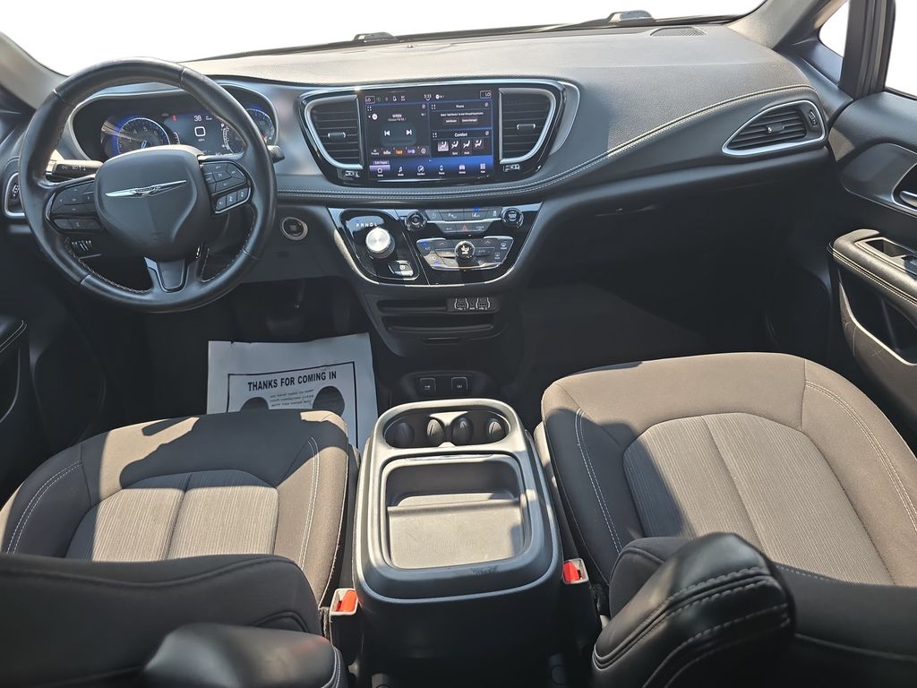 Used 2021 Chrysler Pacifica Van