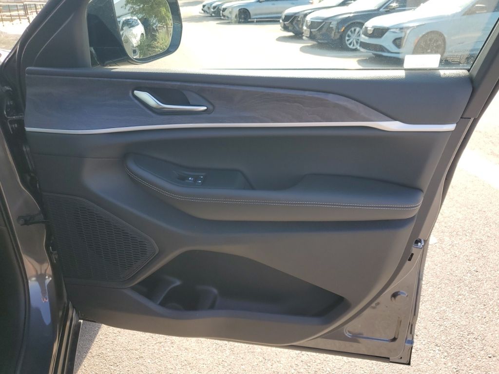 New Car 2025 Jeep Grand Cherokee  Limited For Sale Under $50,000 In Austin, Texas