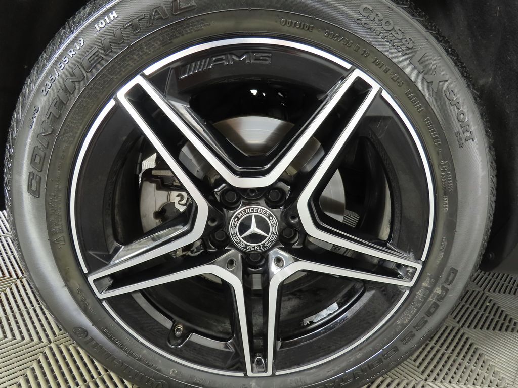 2021 Mercedes-Benz GLC 300 32