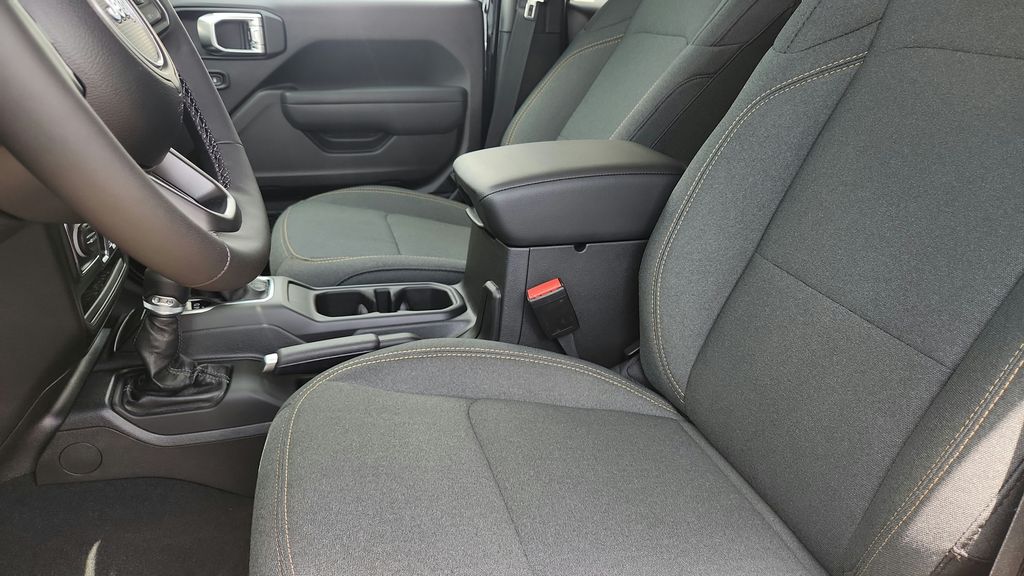 2025 Jeep Wrangler 4-Door Sport S - Photo 12