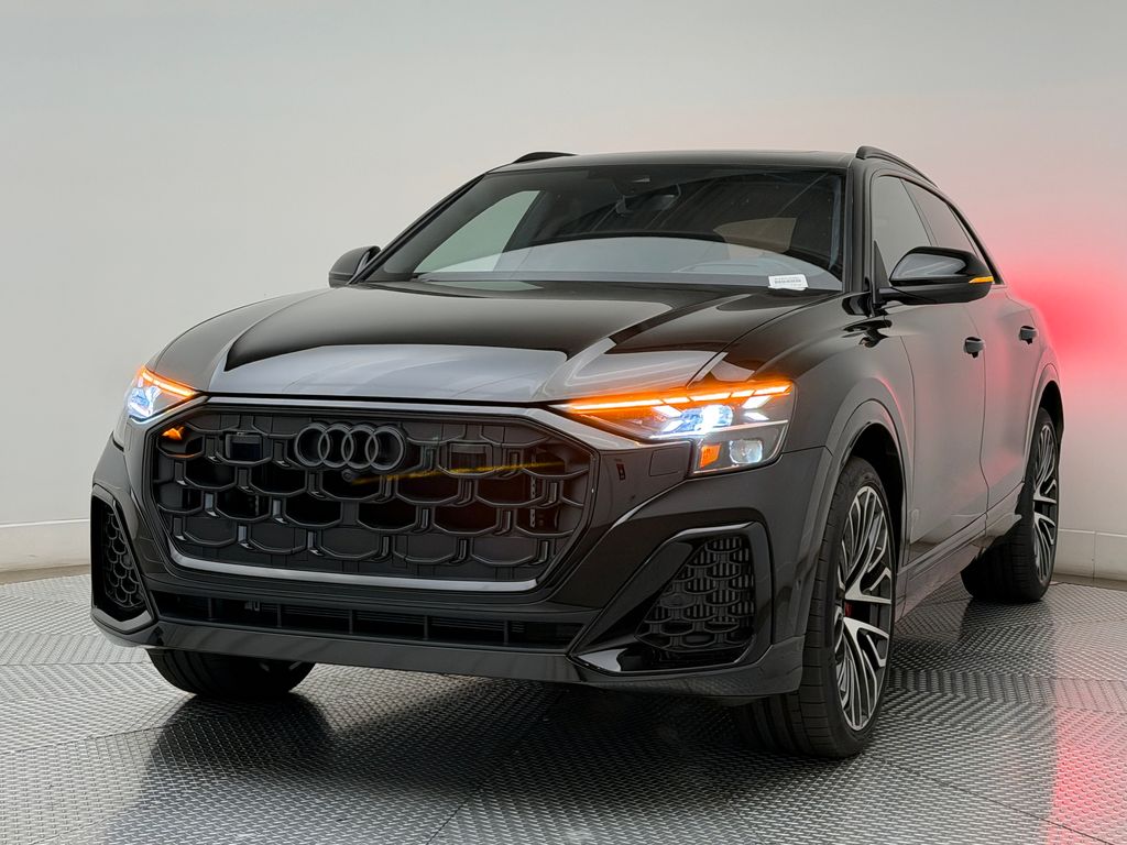 Thumbnail: 2026 Audi SQ8 - 3