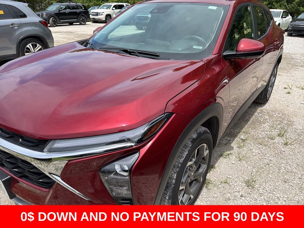 Red (Crimson Metallic) 2025 Chevrolet Trax LT FWD SUV / Crossover Front-Wheel Drive 6-Speed Automatic