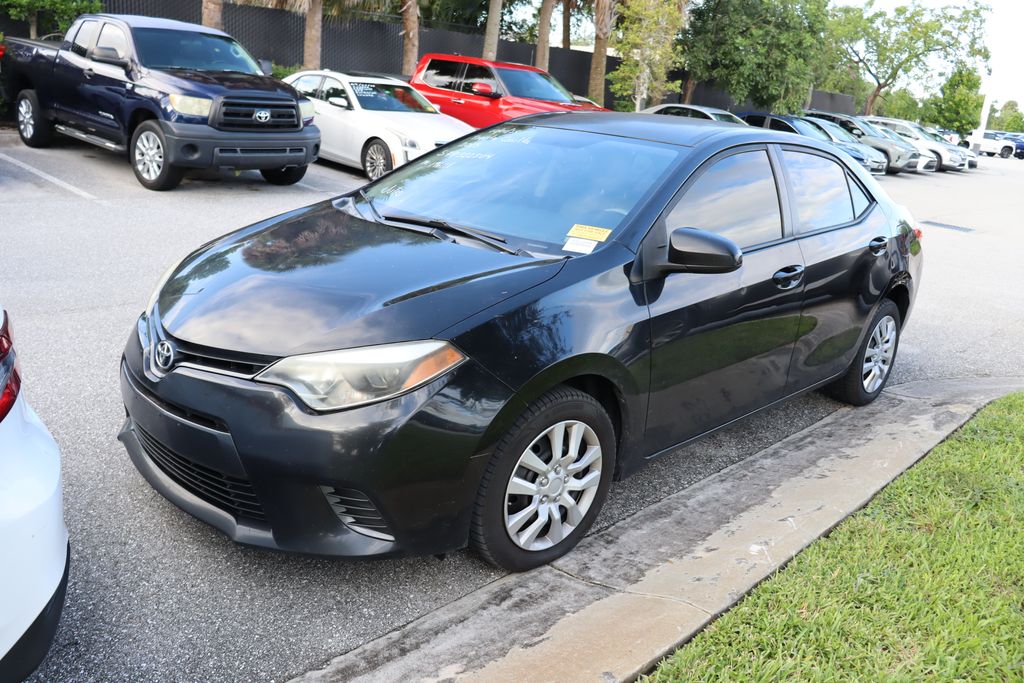 Thumbnail: 2015 Toyota Corolla - 1