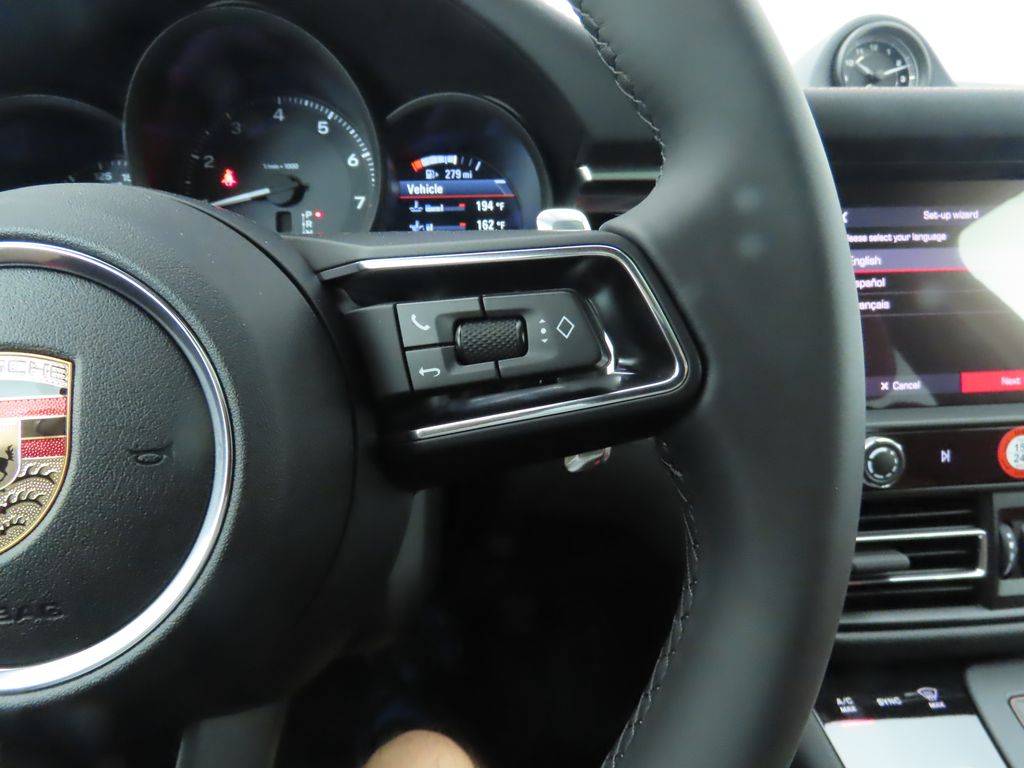 Thumbnail: 2025 Porsche Macan - 15