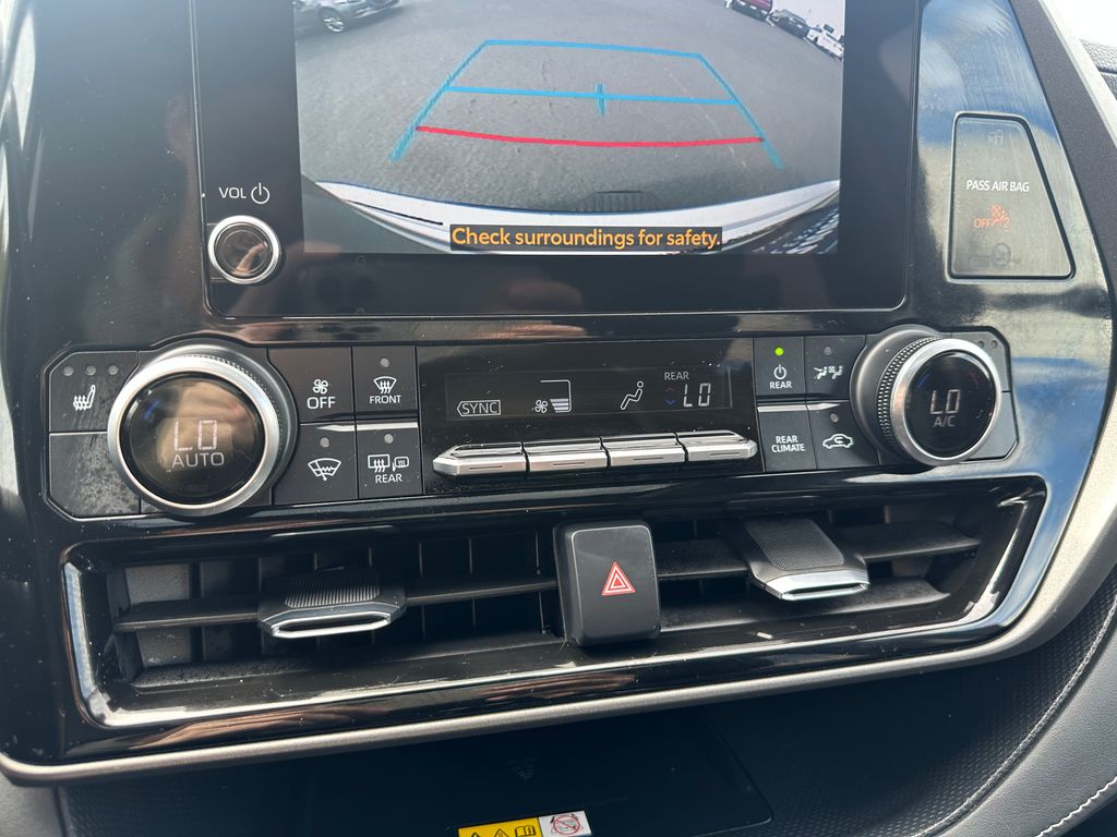 2023 Toyota Highlander Hybrid XLE