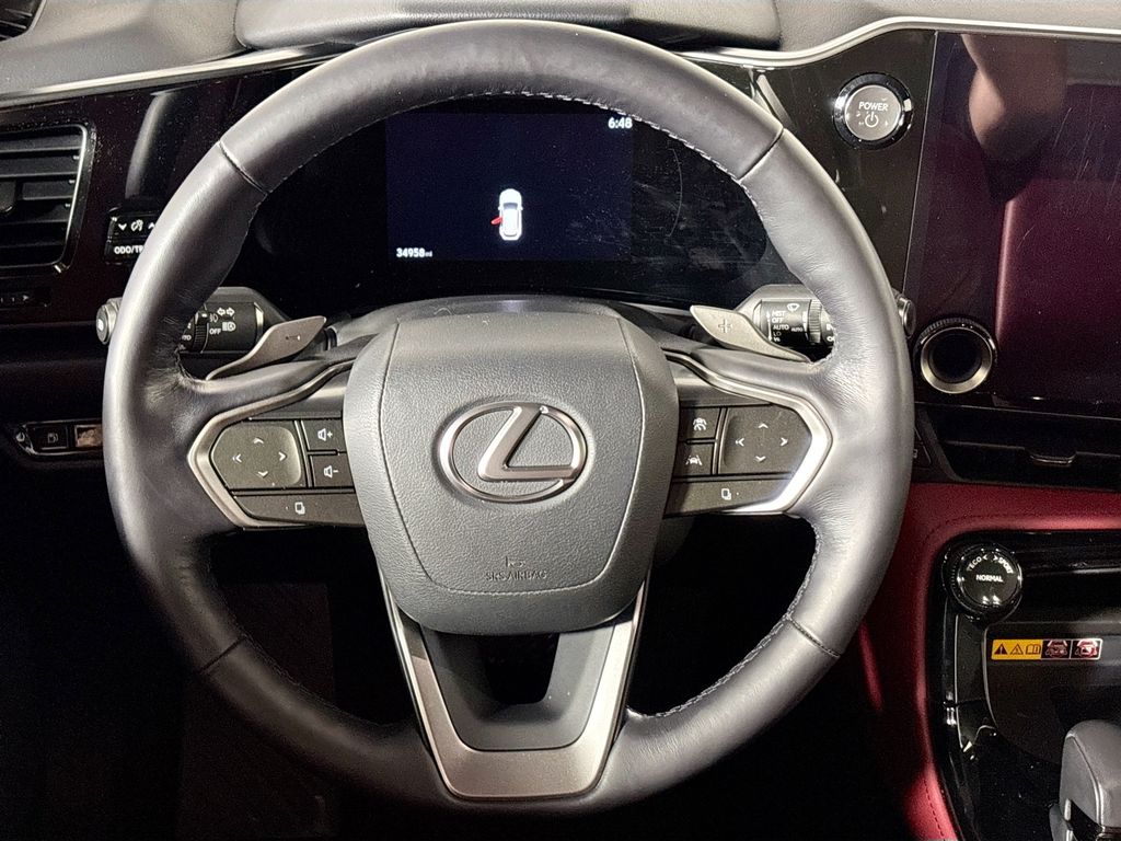 2022 Lexus NX 450h+ Luxury