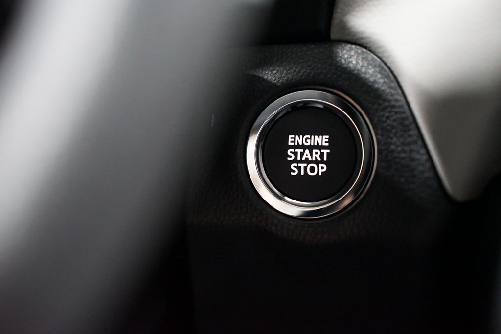 Thumbnail: 2025 Toyota RAV4 - 23