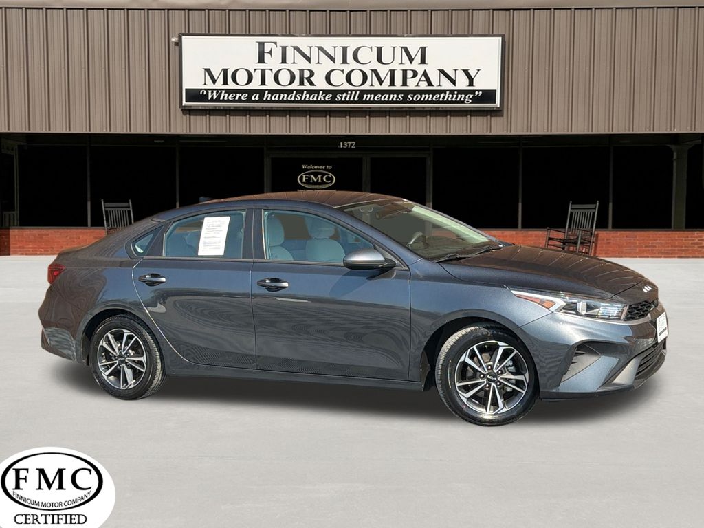 Gravity Gray 2023 Kia Forte LXS FWD Sedan Front-Wheel Drive Continuously Variable Transmission