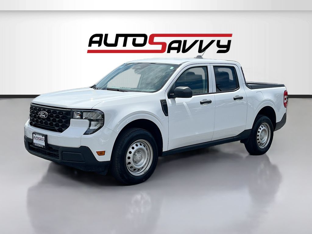 Used 2025 White Ford XL image 3