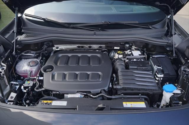 Thumbnail: 2026 Volkswagen Tiguan - 12