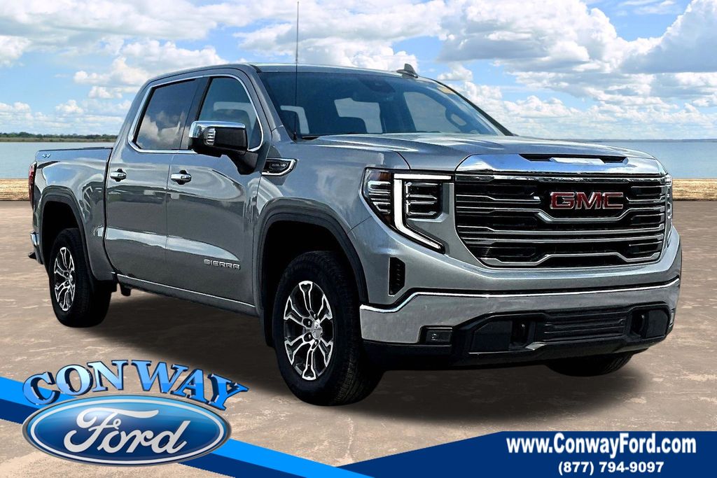 2025 GMC Sierra 1500 SLT Crew Cab 4WD