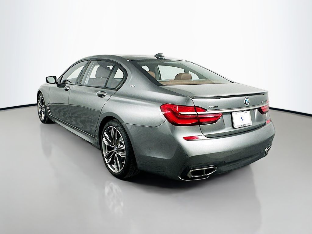 2019 BMW 7 Series M760i xDrive 7