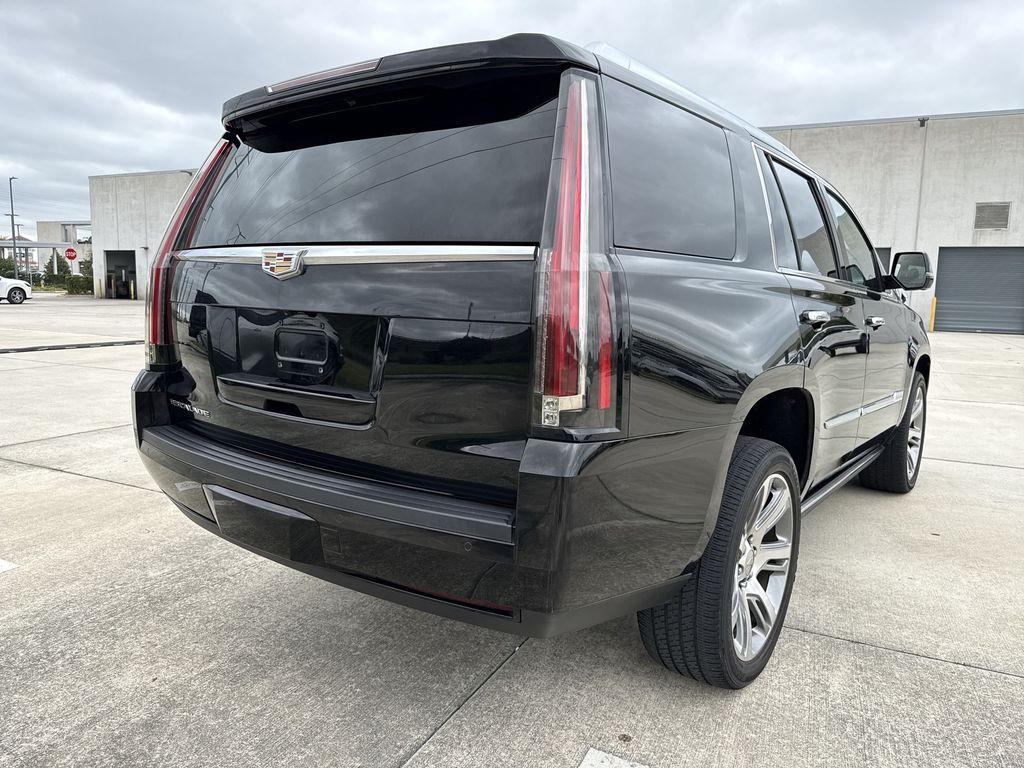 Thumbnail: 2015 Cadillac Escalade - 11