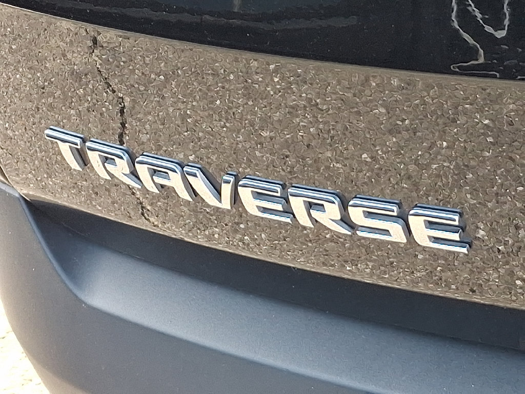 Thumbnail: 2022 Chevrolet Traverse - 32