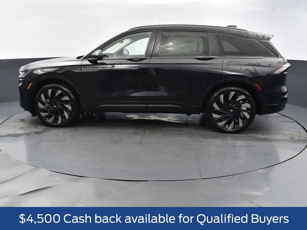 View vehicle photo 2