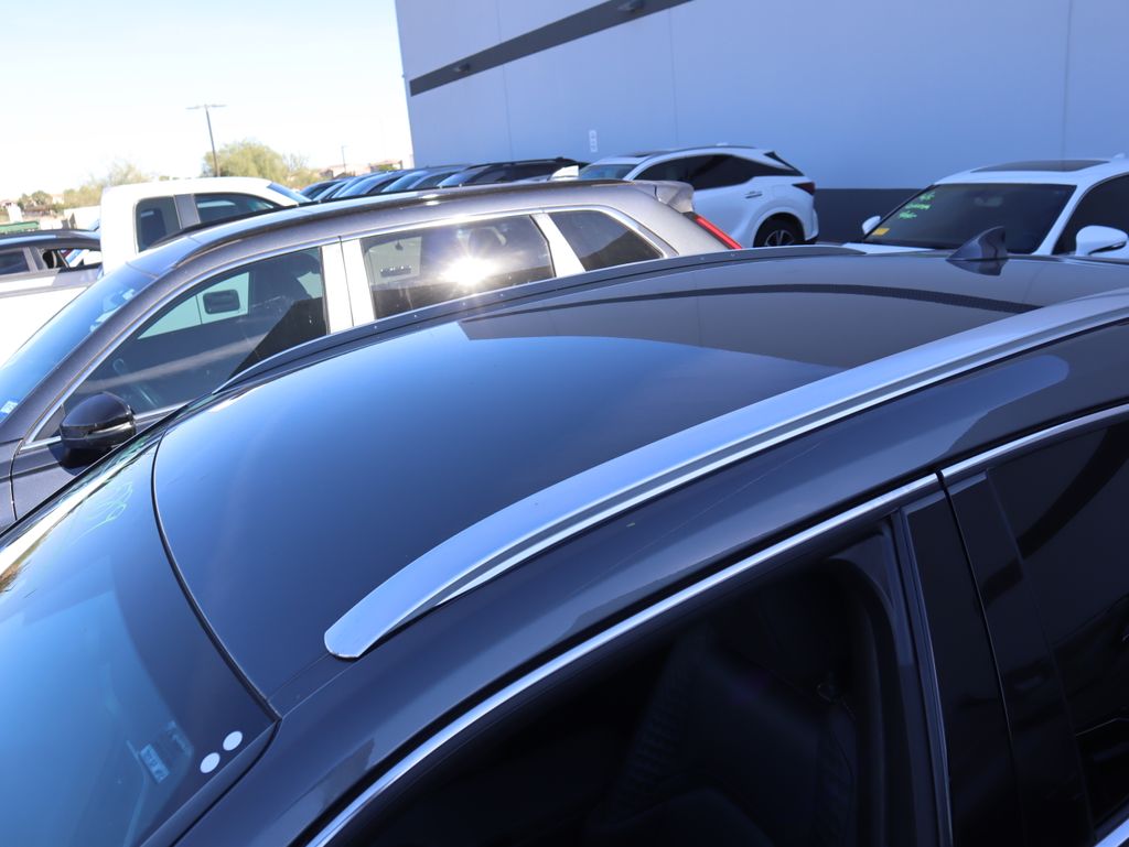 Thumbnail: 2022 Lexus UX - 5