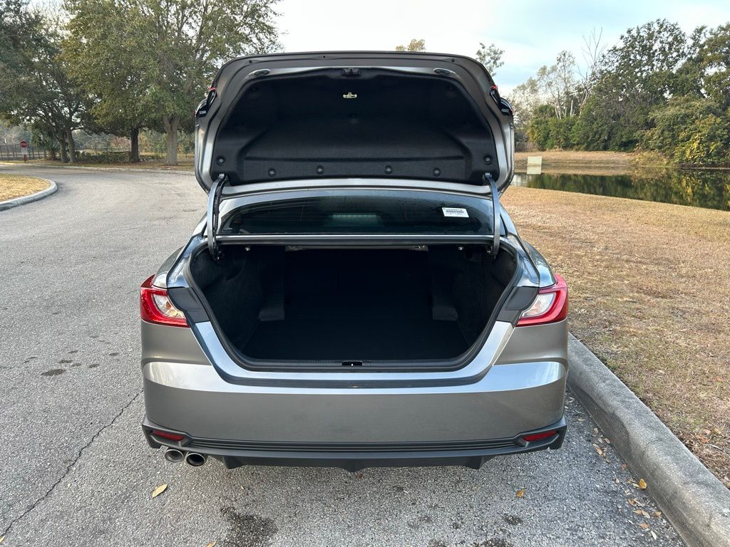 Thumbnail: 2025 Toyota Camry - 10