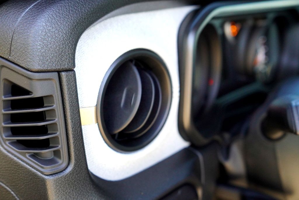 New Car 2025 Jeep Wrangler  Sport For Sale Under $35,000 In Taylor, Texas