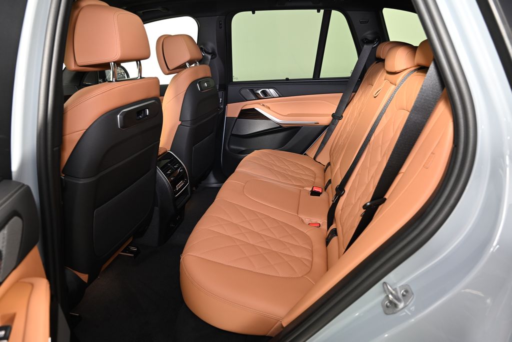 Thumbnail: 2026 BMW X5 - 24