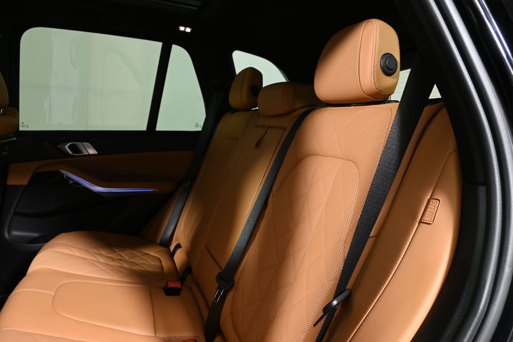 Thumbnail: 2023 BMW X5 - 4