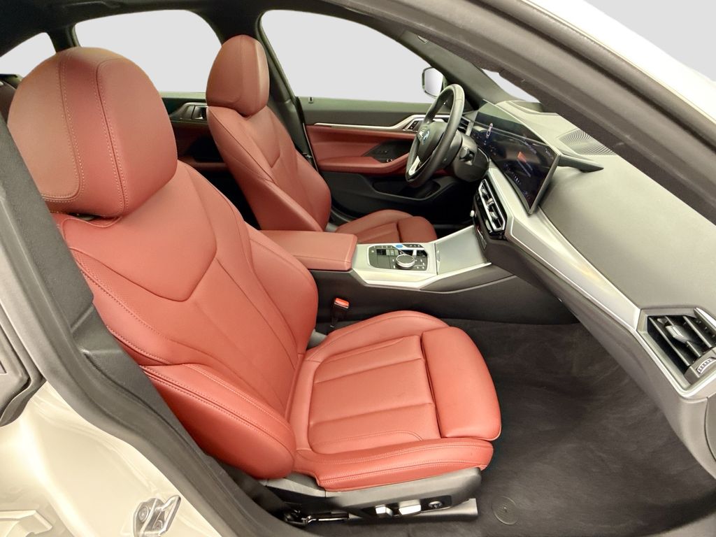 Thumbnail: 2024 BMW i4 - 19