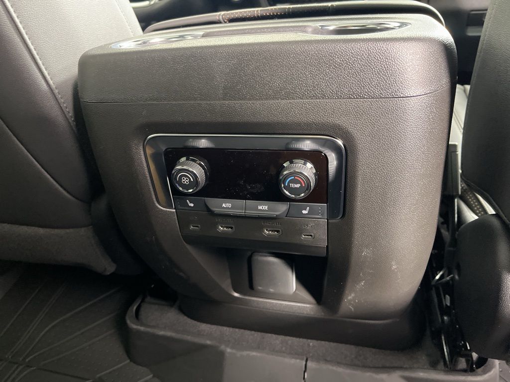 Thumbnail: 2026 Chevrolet Tahoe - 20