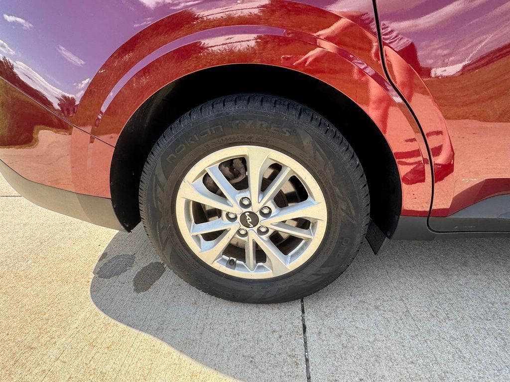 Used 2022 Kia Carnival Van