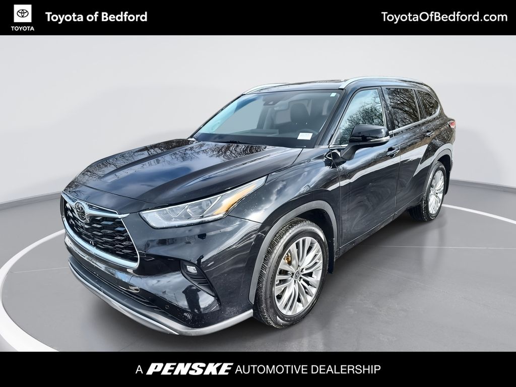 2022 Toyota Highlander Platinum -
                Bedford, OH